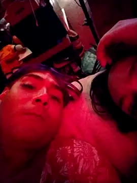 Snapshot of carlatransyjessi chatting on February 6, 1:47 pm carlatransyjessi online show from February 6, 1:47 pm