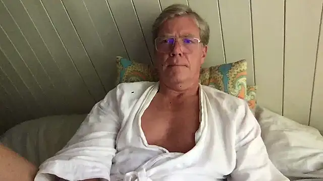 Snapshot of abibull chatting on July 29, 12:36 pm abibull online show from July 29, 12:36 pm