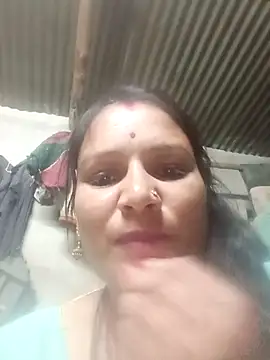 Snapshot of Hot_hiuj chatting on April 24, 5:15 pm Hot hiuj online show from April 24, 5:15 pm