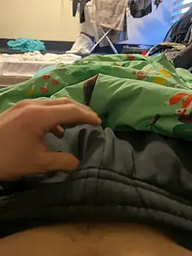 Snapshot of Majestik1 chatting on January 17, 7:57 am Majestik1 online show from January 17, 7:57 am