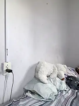 Larissinha015 online show from February 28, 7:48 pm