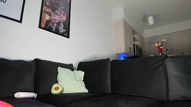 emorisplash online show from March 10, 2:05 am