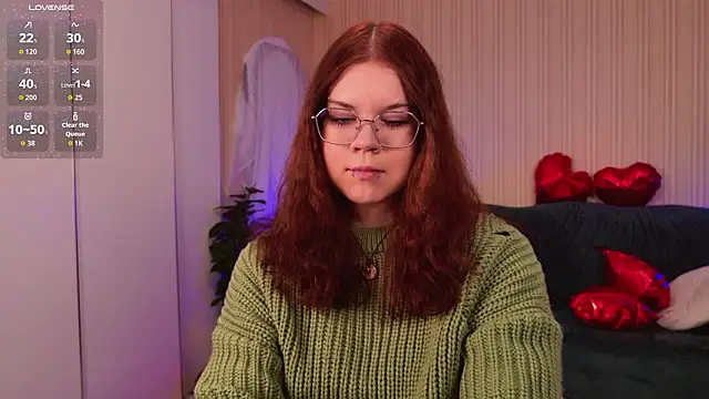 A Lot of Bunny online show from February 19, 9:05 am