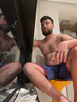 NinoEstouranel online show from January 14, 3:01 am