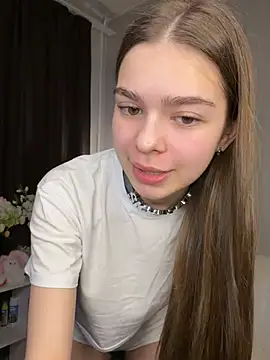 Snapshot of SkylineBliss chatting on May 30, 4:20 am SkylineBliss online show from May 30, 4:20 am
