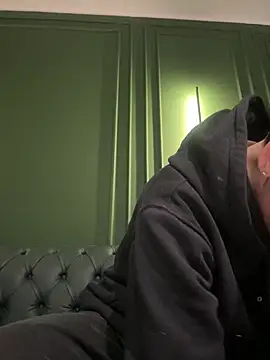 ravenryx online show from February 24, 3:21 pm