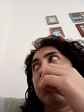 Snapshot of darkgodessone chatting on February 22, 5:33 pm darkgodessone online show from February 22, 5:33 pm