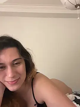 Snapshot of joanaguerreiru chatting on May 7, 11:43 pm joanaguerreiru online show from May 7, 11:43 pm
