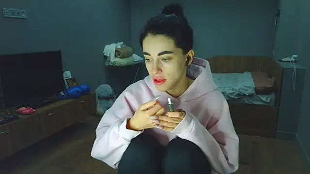 Vlada Elfie online show from April 16, 5:58 pm