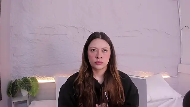 lanna 18  online show from March 12, 11:49 am