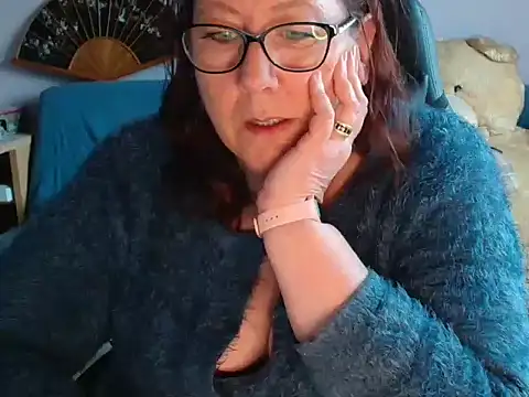 xmyriamx online show from March 7, 9:28 am