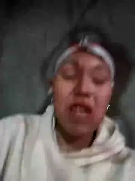 Snapshot of mir660 chatting on January 7, 5:21 am mir660 online show from January 7, 5:21 am