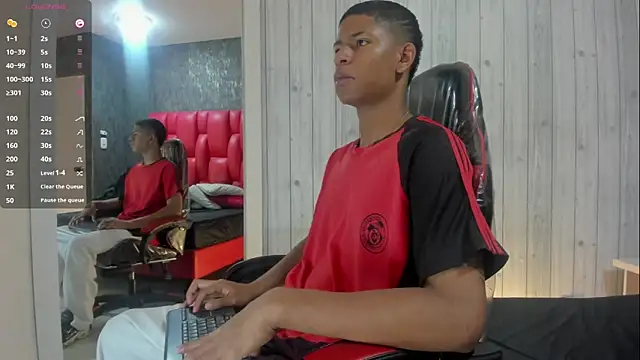  erick j online show from April 8, 7:58 pm