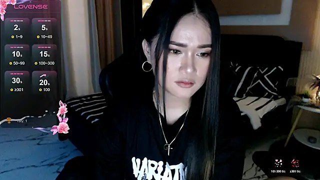 simplykhate online show from May 25, 3:23 am