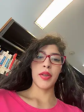 Snapshot of dani_bela chatting on May 5, 10:29 pm dani bela online show from May 5, 10:29 pm