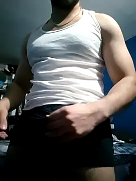 Snapshot of okada2900 chatting on February 11, 4:17 am okada2900 online show from February 11, 4:17 am