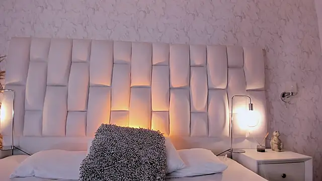 MassimoCo  online show from March 22, 12:03 am