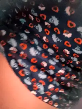 Snapshot of Queen_chayna chatting on May 29, 3:37 am Queen chayna online show from May 29, 3:37 am