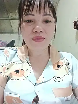 Snapshot of Sana-vn chatting on June 11, 12:32 am Sana-vn online show from June 11, 12:32 am