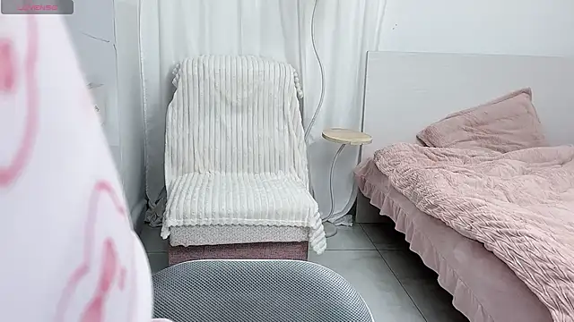  xiaoxinxin  online show from April 4, 3:20 pm