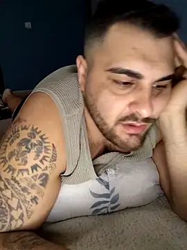 Attila98 online show from February 3, 8:19 am