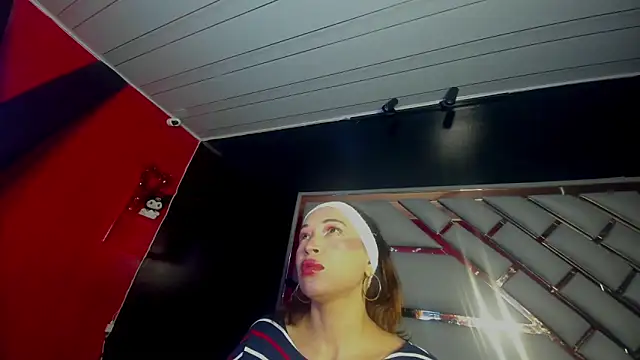 Clarita Hill online show from March 24, 6:35 pm