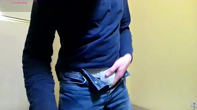 Ele7b5 online show from March 8, 10:57 pm