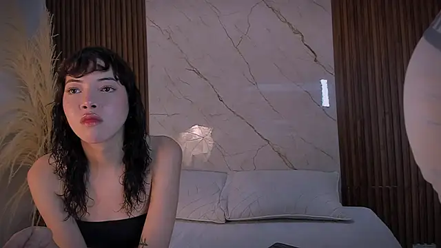 diana santy online show from April 17, 11:24 am