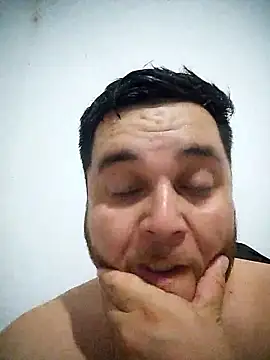 Snapshot of gordinhoCRZ2 chatting on January 12, 10:04 pm gordinhoCRZ2 online show from January 12, 10:04 pm