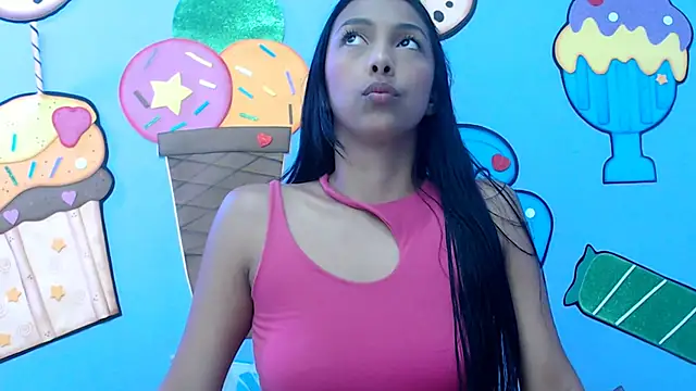 Snapshot of skinnysexzara18 chatting on January 18, 1:42 am skinnysexzara18 online show from January 18, 1:42 am