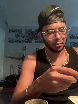 Snapshot of PRBoricua787 chatting on June 18, 6:01 pm PRBoricua787 online show from June 18, 6:01 pm
