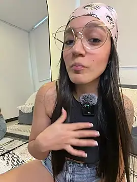 EVA WILD1 online show from February 15, 9:22 pm