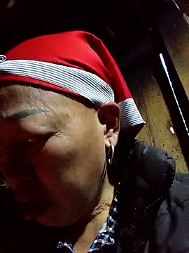 Snapshot of Agnes-baby chatting on January 10, 11:53 pm Agnes-baby online show from January 10, 11:53 pm