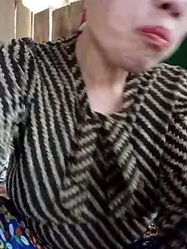 Agnes-baby online show from April 15, 8:10 am