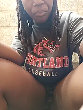 Bootyful me online show from February 3, 7:02 am