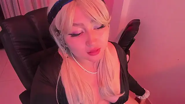 Snapshot of Sweet_lenna chatting on May 16, 7:34 pm Sweet lenna online show from May 16, 7:34 pm