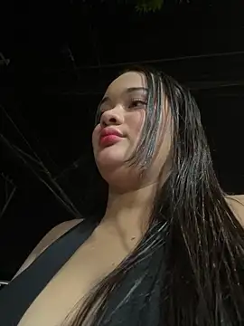 Snapshot of Datoka_adrenaline chatting on March 25, 2:39 am Datoka adrenaline online show from March 25, 2:39 am