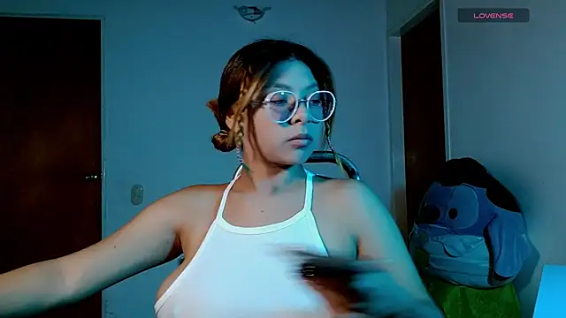 Snapshot of Princess_Venus chatting on April 24, 5:32 am Princess Venus online show from April 24, 5:32 am