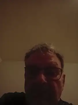 Snapshot of WildNomade chatting on March 18, 12:47 am WildNomade online show from March 18, 12:47 am