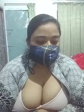 momo loves online show from February 13, 4:14 pm