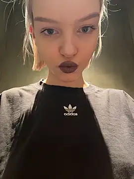 AshleyMur online show from February 3, 5:05 am