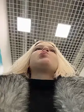 AshleyMur online show from March 24, 5:45 am