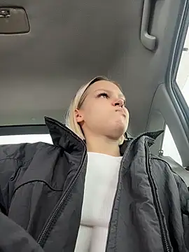 AshleyMur online show from April 21, 5:25 am