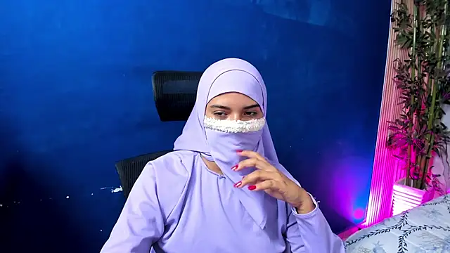 Snapshot of Hadarah_and_Hasan chatting on January 13, 6:46 pm Hadarah and Hasan online show from January 13, 6:46 pm