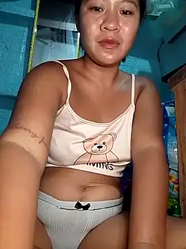 Snapshot of hel_lavente chatting on June 30, 6:42 pm hel lavente online show from June 30, 6:42 pm