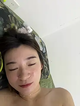 Snapshot of Xiaojuzi- chatting on July 1, 1:45 pm Xiaojuzi- online show from July 1, 1:45 pm