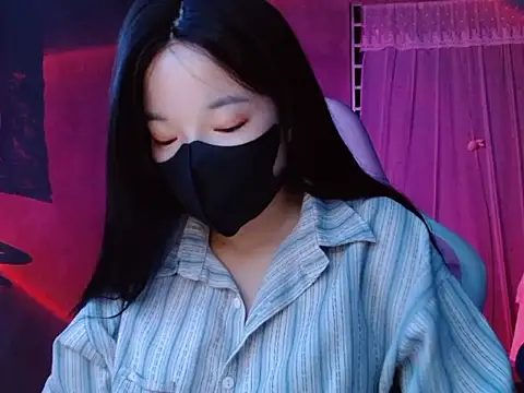 Snapshot of -Tamy- chatting on February 16, 4:47 pm -Tamy- online show from February 16, 4:47 pm