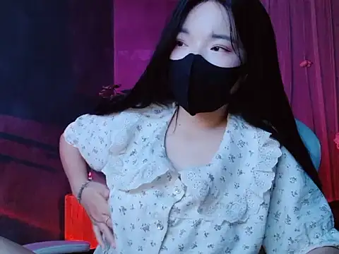 Snapshot of -Tamy- chatting on February 24, 3:43 pm -Tamy- online show from February 24, 3:43 pm