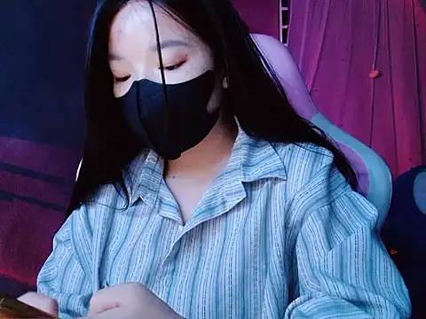 Snapshot of -Tamy- chatting on February 27, 3:34 pm -Tamy- online show from February 27, 3:34 pm