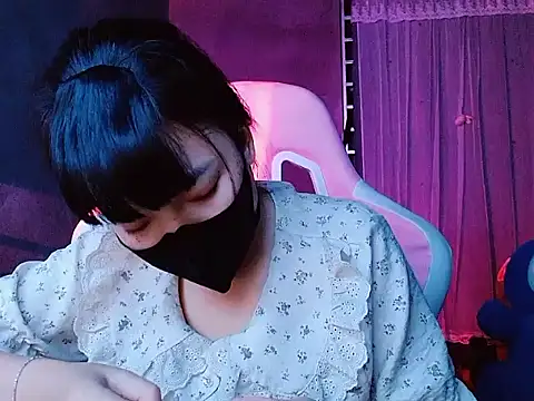 Snapshot of -Tamy- chatting on March 1, 2:41 pm -Tamy- online show from March 1, 2:41 pm